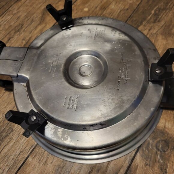 Vintage Saladmaster Oil Core Electric Skillet Model 7817 w Vapor Lid - Picture 7 of 16